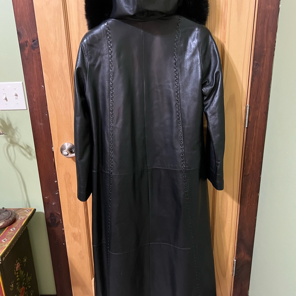 Rocco D’Amelio by Dero Full Length Leather and Fur Coat Retail $3500 - Picture 2 of 13